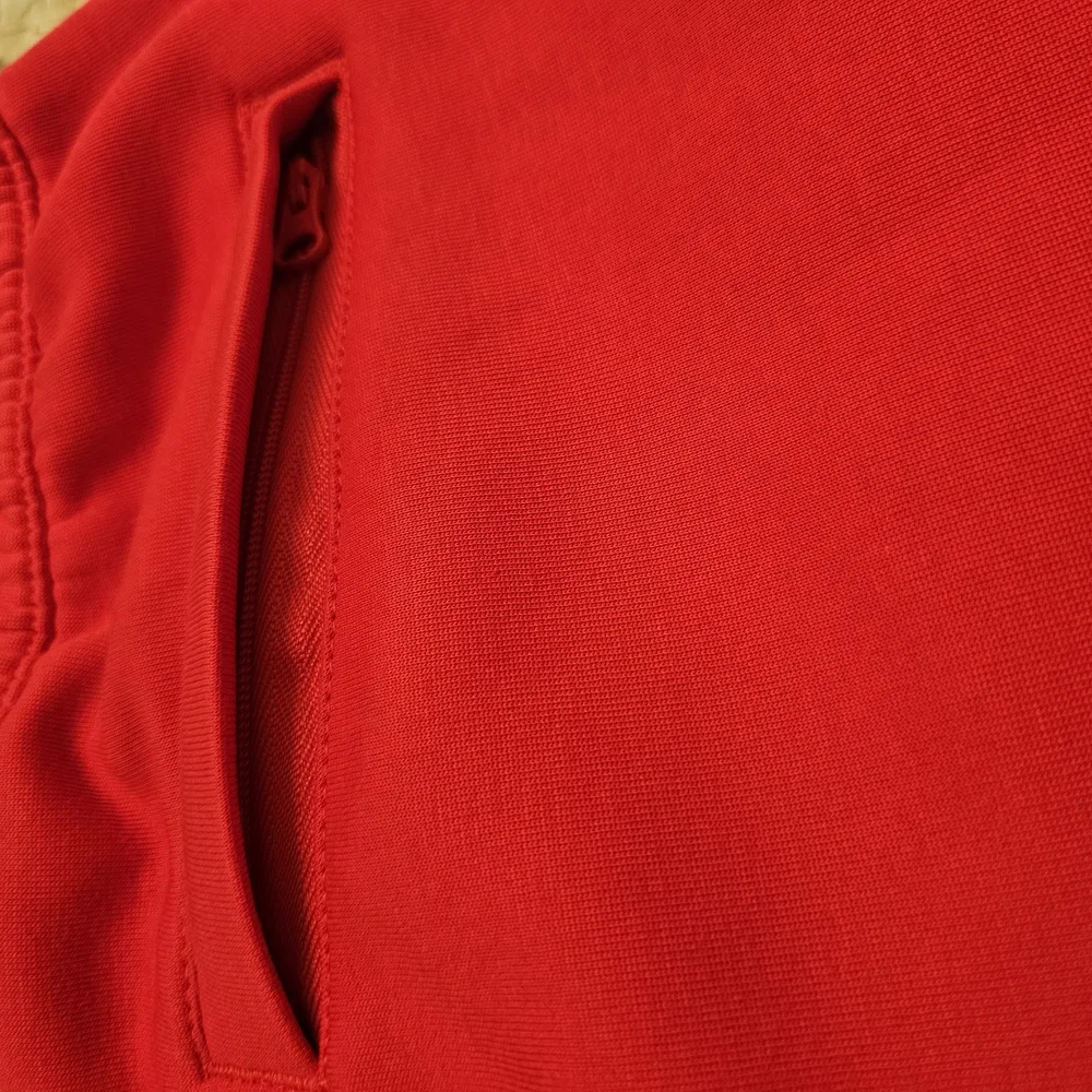 Adidas Neoclassic Red Short - Picture 4 of 8